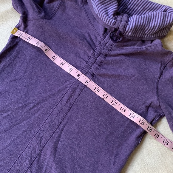 LULULEMON “In a Cinch” Purple Stripe REVERSIBLE Funnel Neck Pullover Long Sleeve - Picture 10 of 15